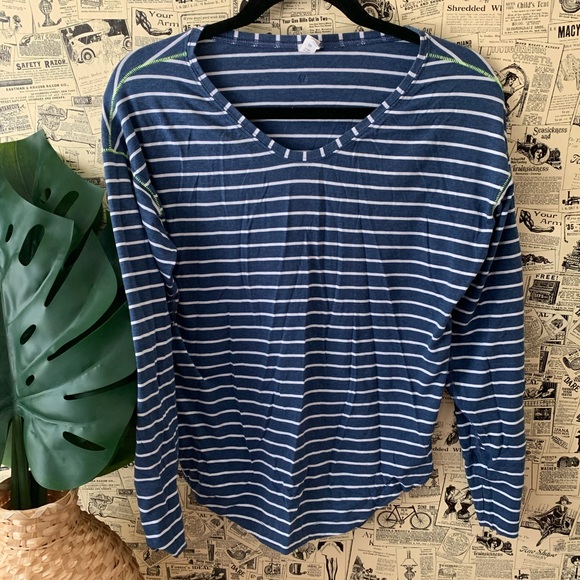 lululemon athletica Tops - Lululemon striped long sleeve blue top white SZ 4